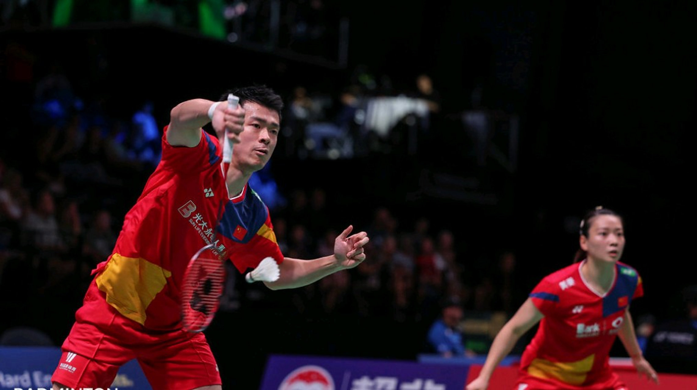 在左下角 在左下角