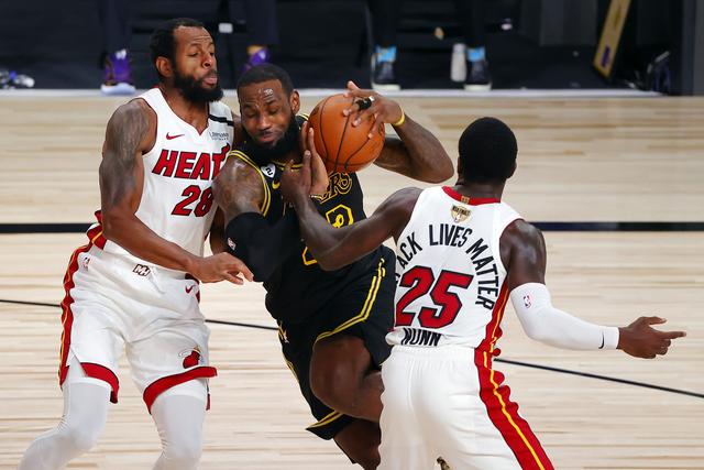 预与心理评 预与心理评